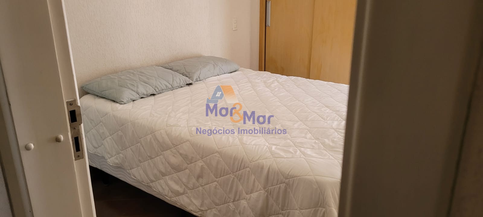 Duplex à Venda na Praia das Pitangueiras - Guarujá