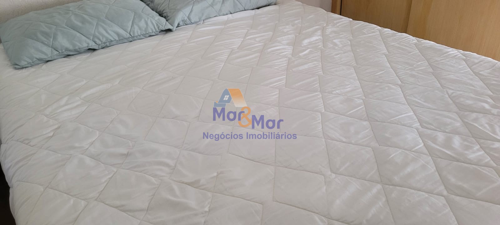 Duplex à Venda na Praia das Pitangueiras - Guarujá