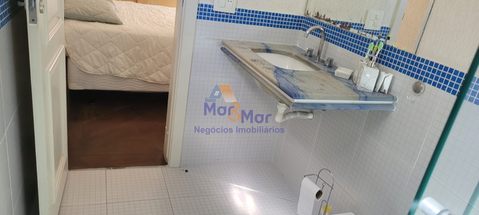 Duplex à Venda na Praia das Pitangueiras - Guarujá