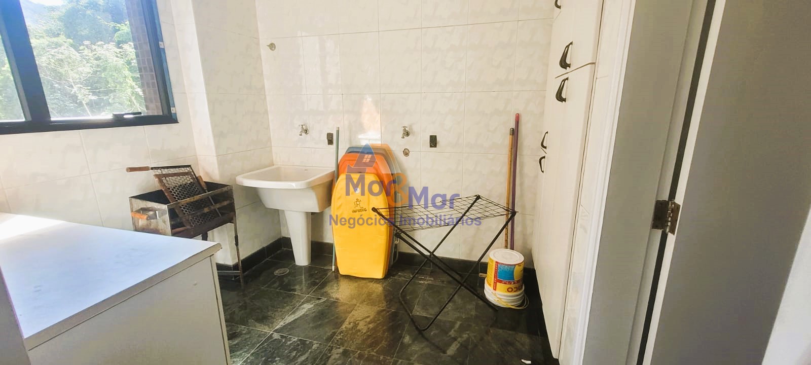 Apartamento Duplex na Praia das Pitangueiras!