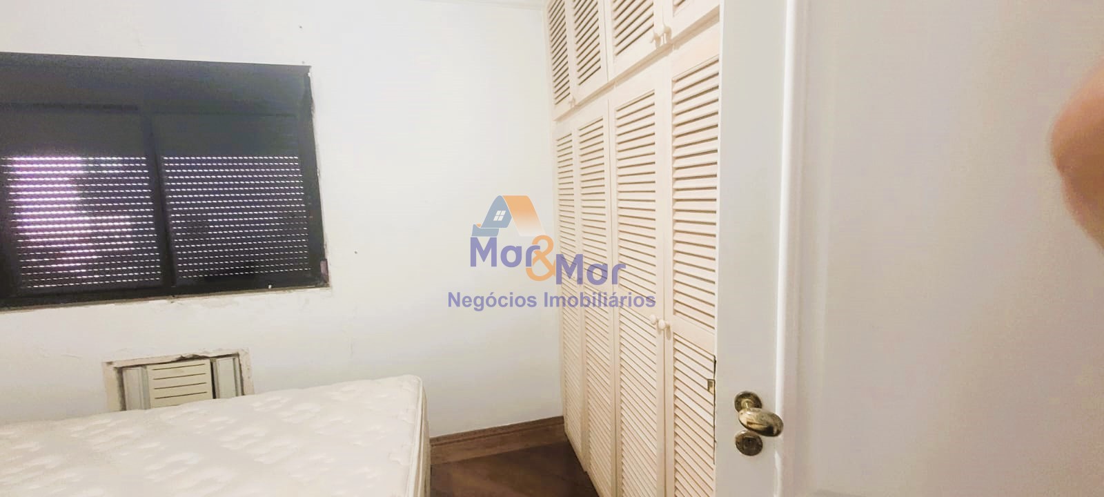 Apartamento Duplex na Praia das Pitangueiras!