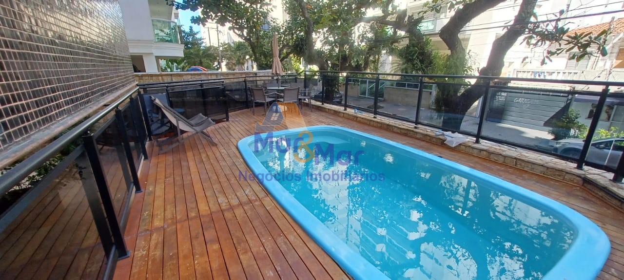 Apartamento Duplex na Praia das Pitangueiras!
