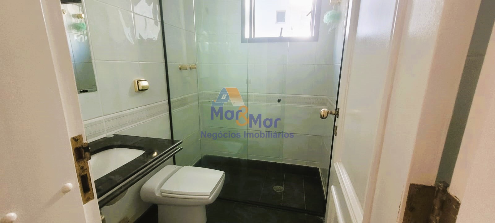 Apartamento Duplex na Praia das Pitangueiras!
