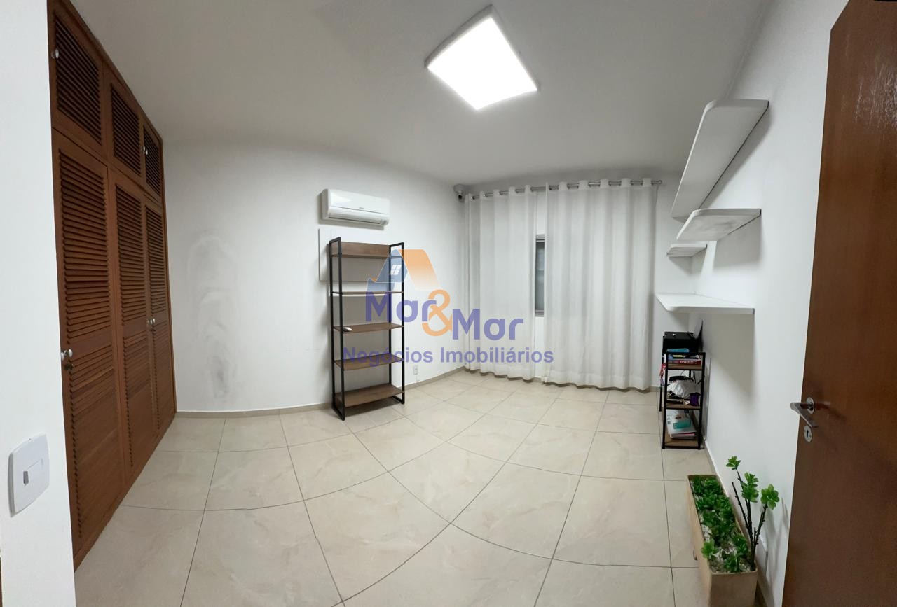 Apartamento na Praia das Pitangueiras, Guarujá - SP
