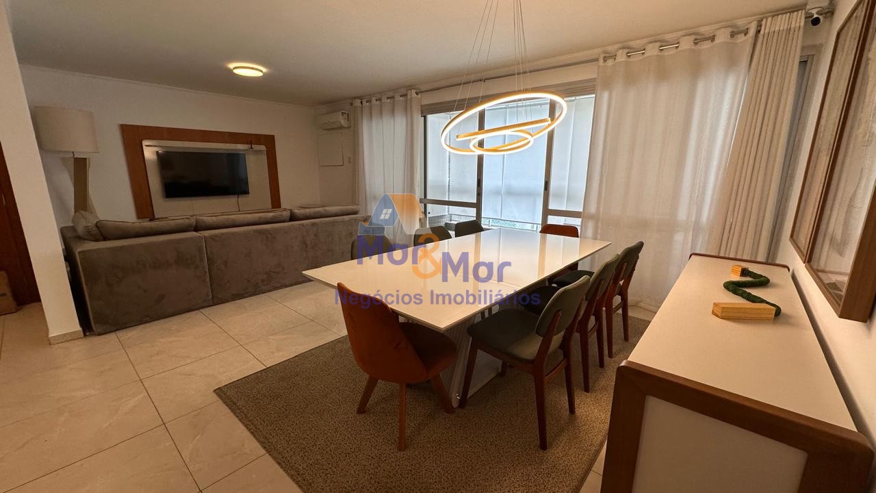 Apartamento na Praia das Pitangueiras, Guarujá - SP