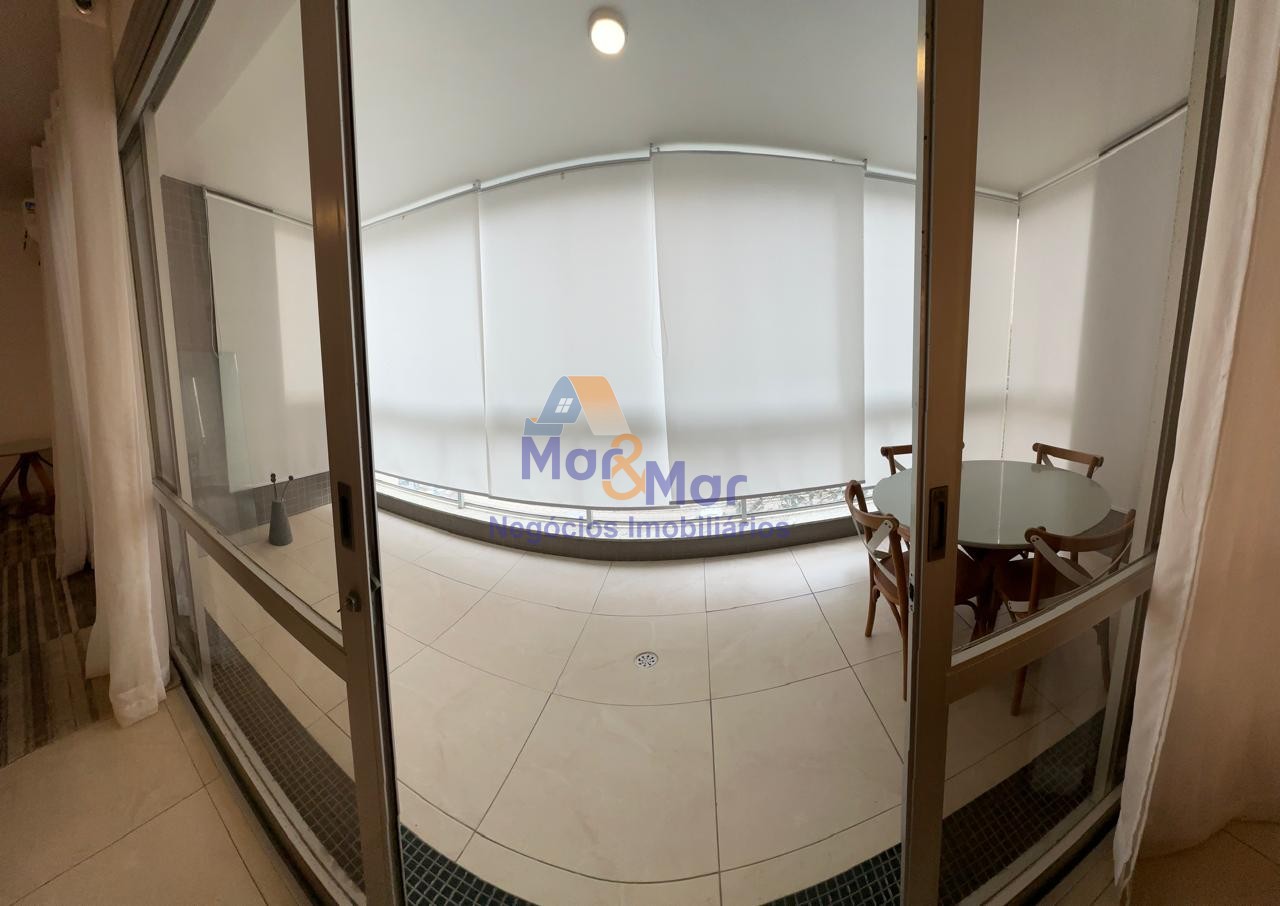 Apartamento na Praia das Pitangueiras, Guarujá - SP