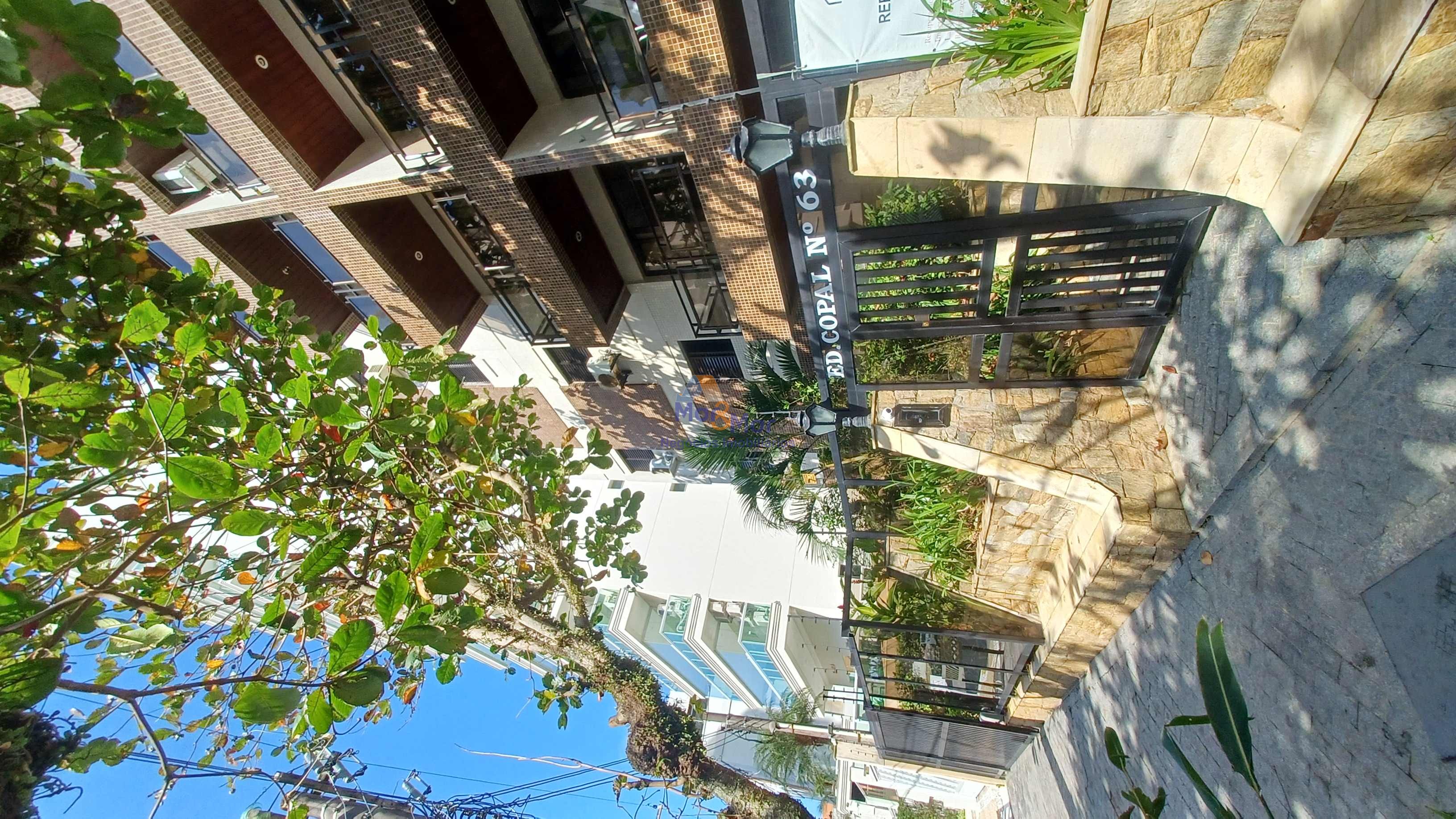 Apartamento na Praia da Enseada, Guarujá - SP