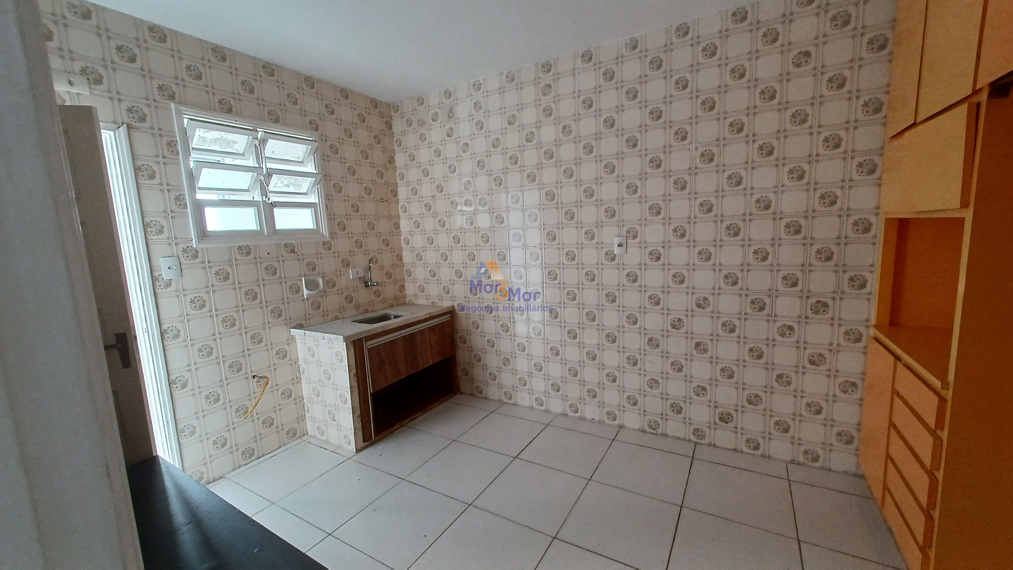 Apartamento na Praia da Enseada, Guarujá - SP