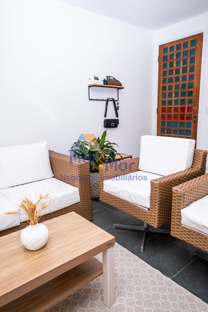 Apartamento na Praia da Enseada, Guarujá - SP