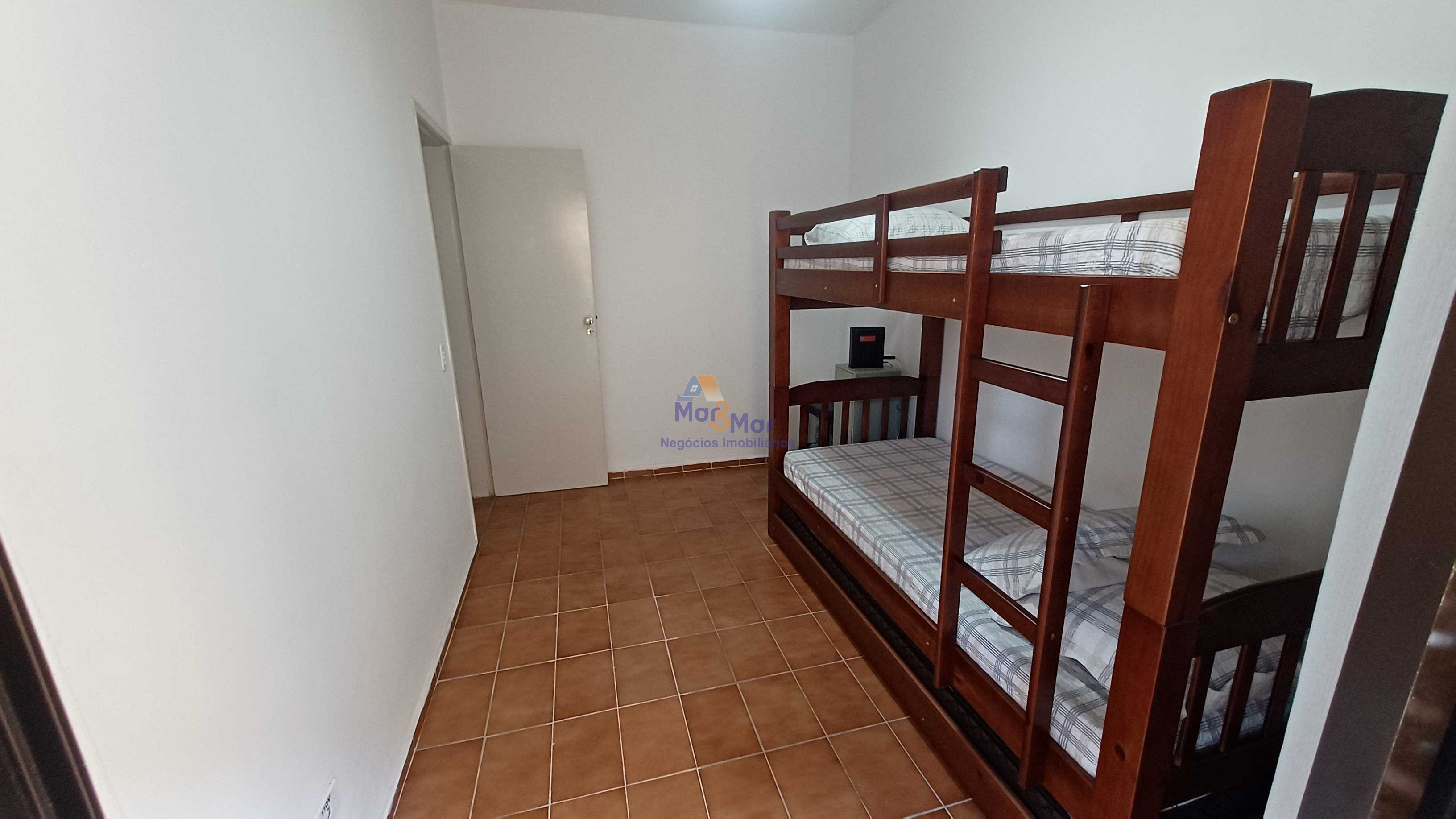 Apartamento na Praia da Enseada, Guarujá - SP