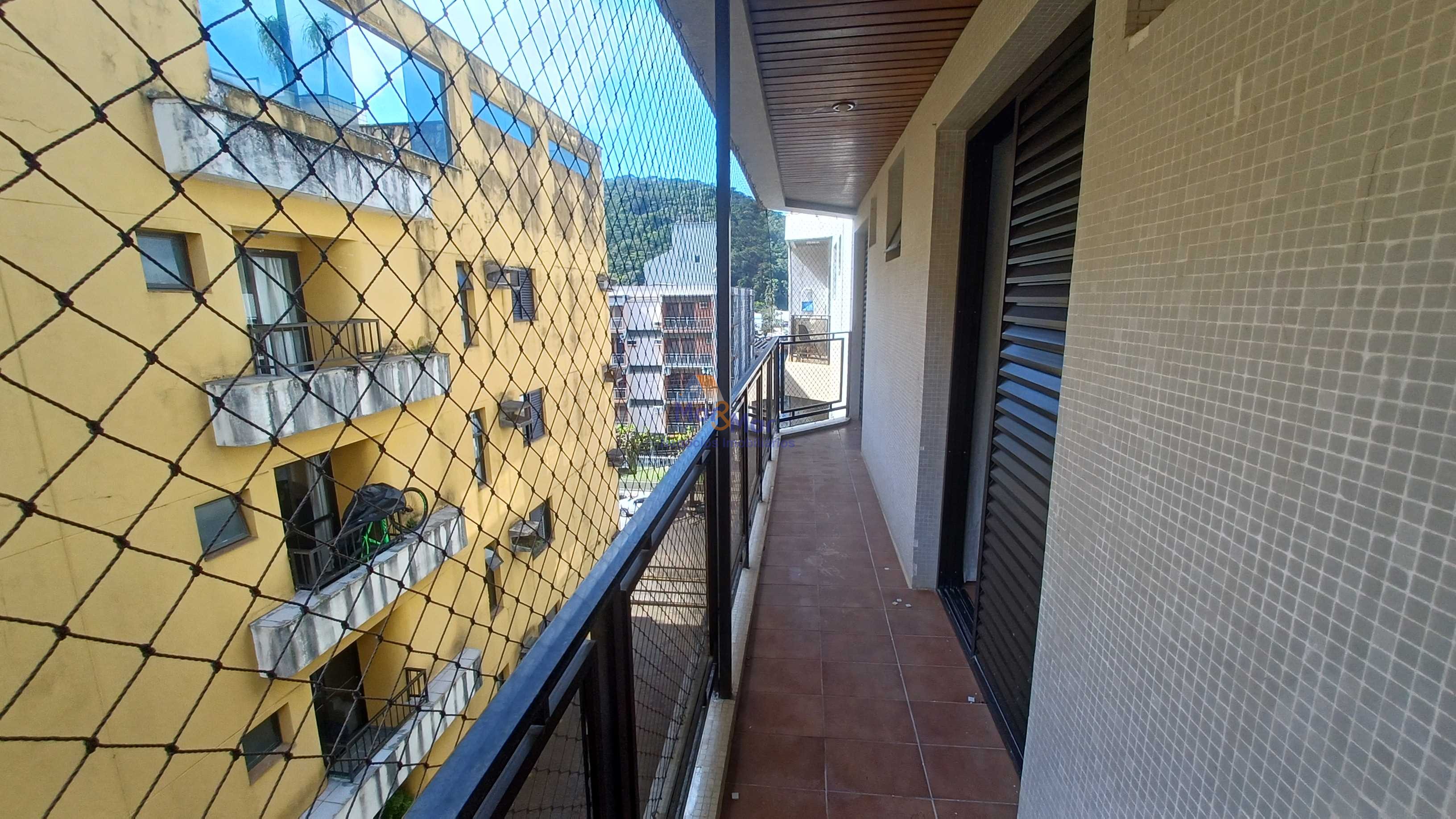 Apartamento na Praia da Enseada, Guarujá - SP