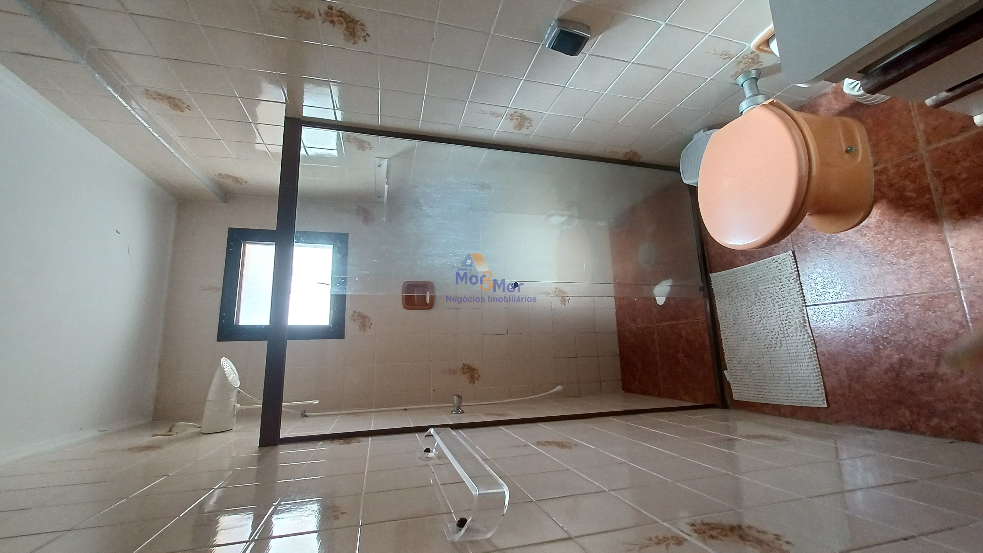 Apartamento na Praia da Enseada, Guarujá - SP