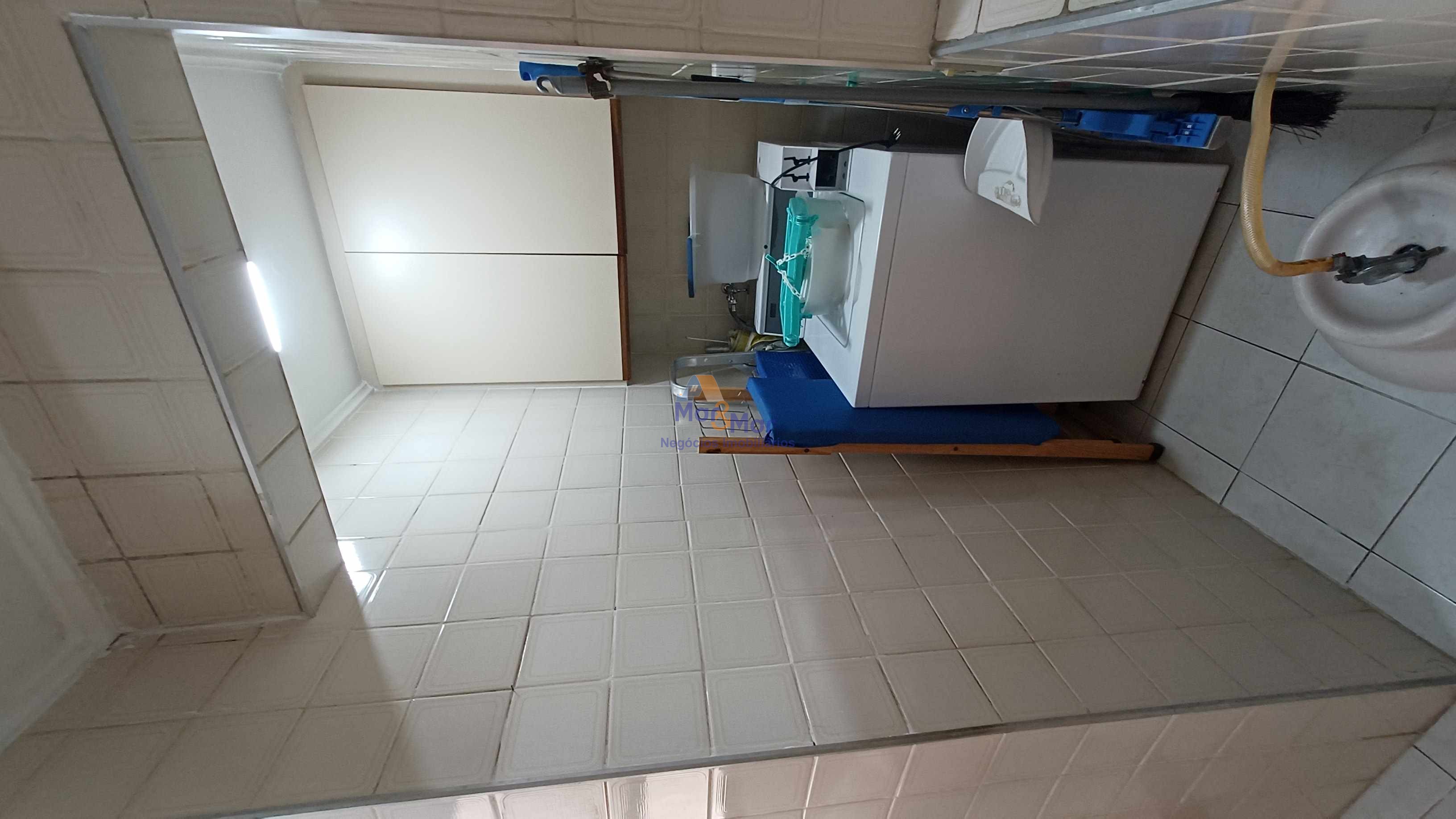Apartamento na Praia da Enseada, Guarujá - SP