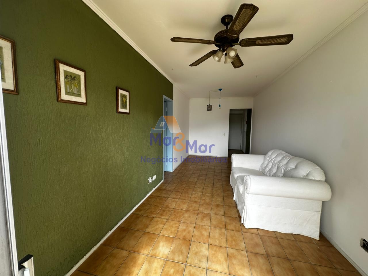 Apartamento na Praia da Enseada, Guarujá - SP