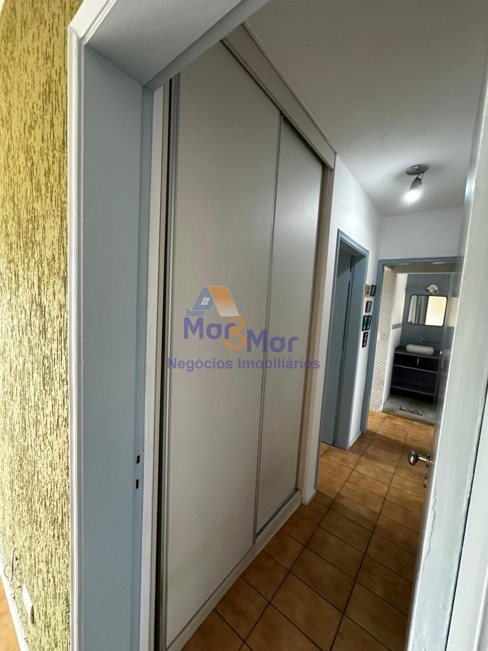 Apartamento na Praia da Enseada, Guarujá - SP