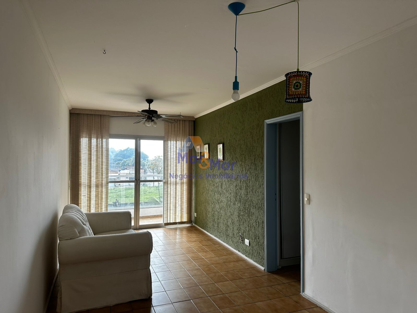 Apartamento na Praia da Enseada, Guarujá - SP