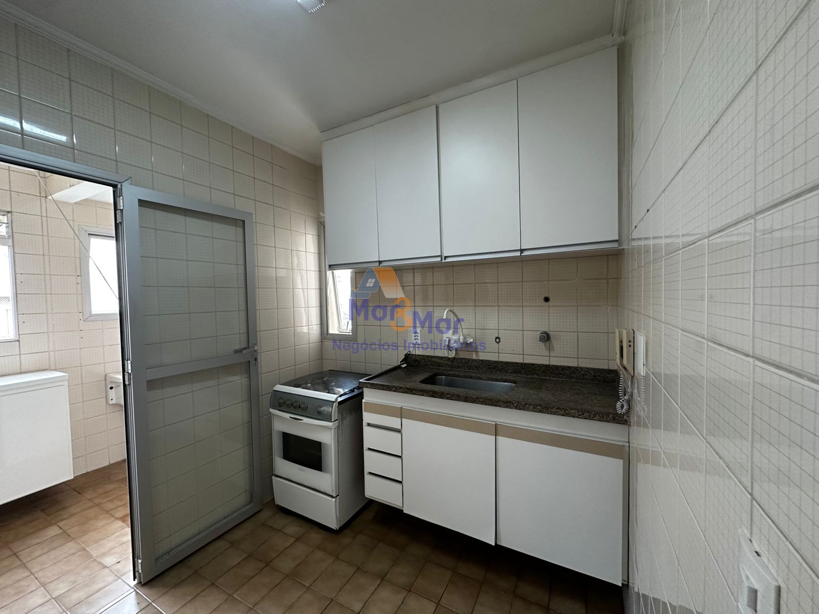Apartamento na Praia da Enseada, Guarujá - SP