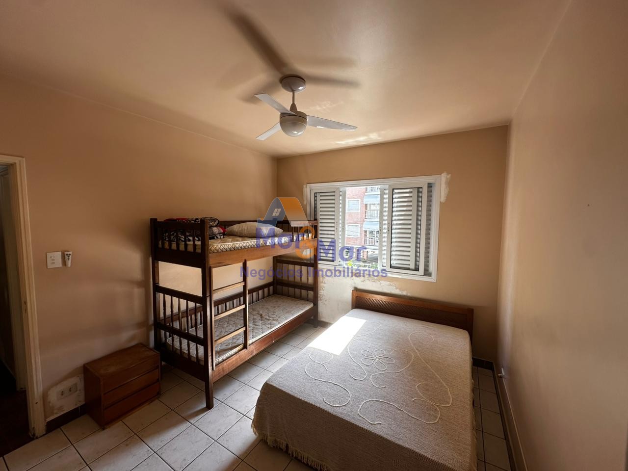 Apartamento na Praia da Enseada, Guarujá - SP