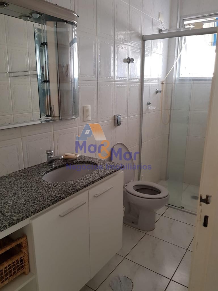 Apartamento na Praia do Tombo,  Astúrias - Guarujá - SP