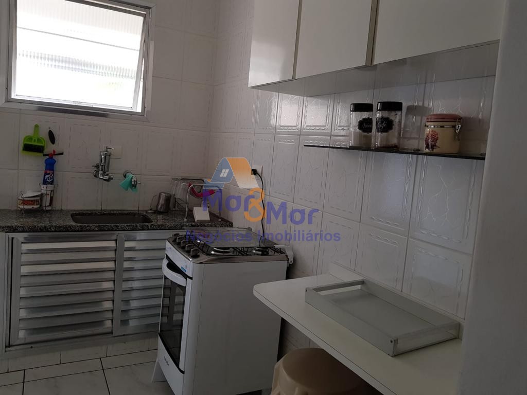 Apartamento na Praia do Tombo,  Astúrias - Guarujá - SP