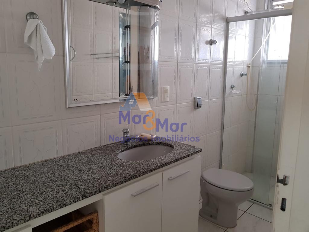 Apartamento na Praia do Tombo,  Astúrias - Guarujá - SP