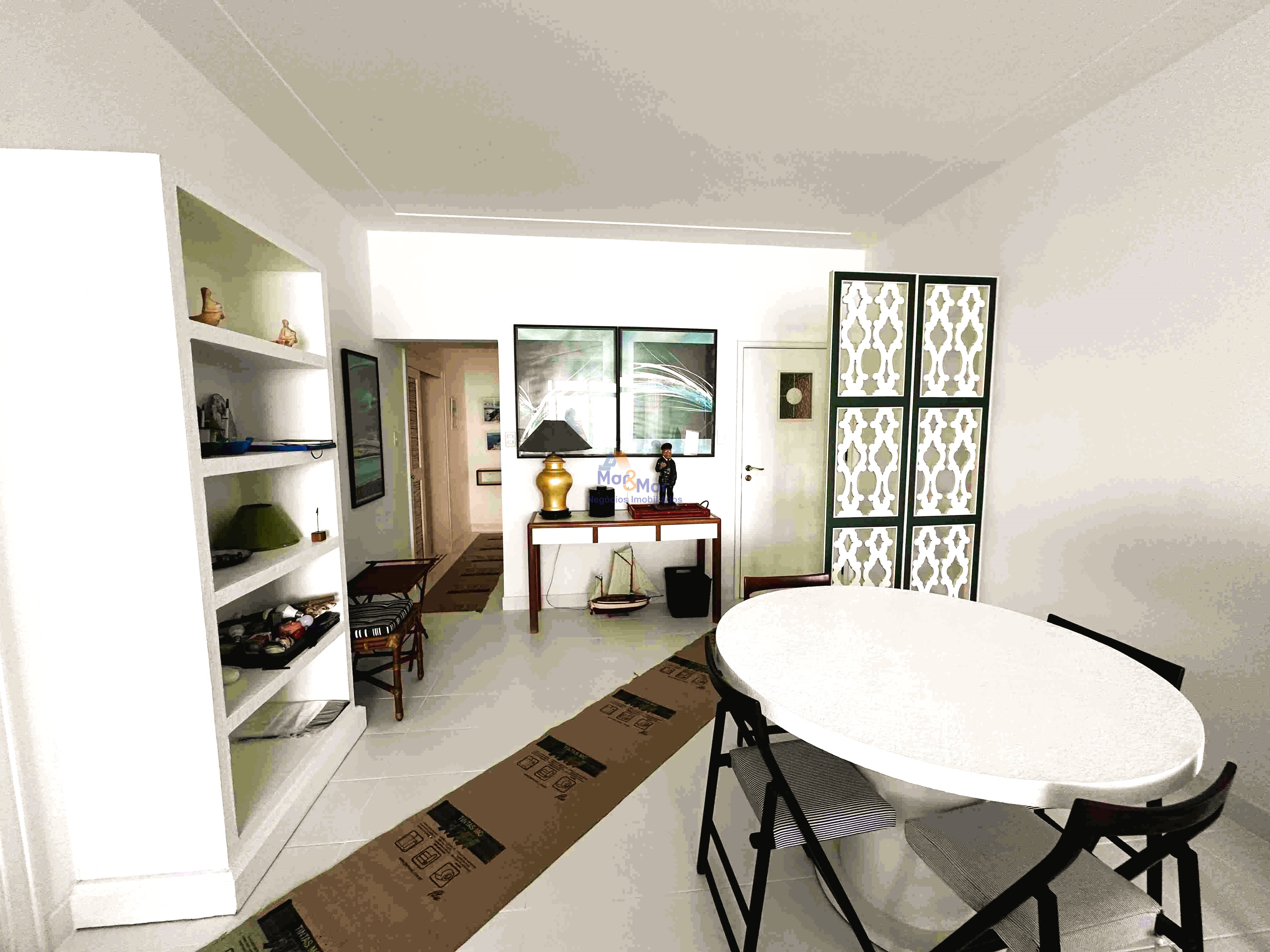 Apartamento Frente ao Mar nas Pitangueiras, Guarujá - SP