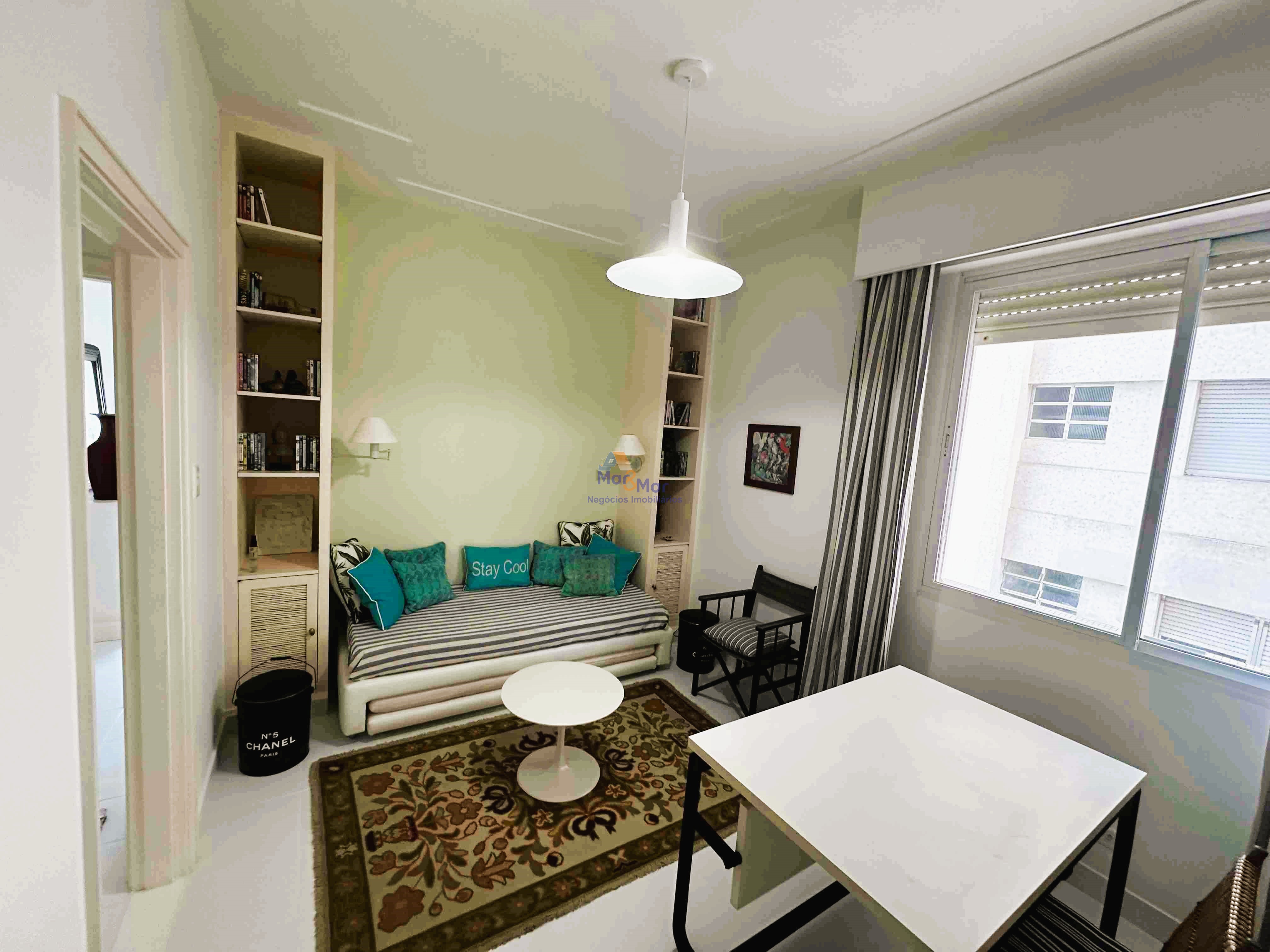 Apartamento Frente ao Mar nas Pitangueiras, Guarujá - SP