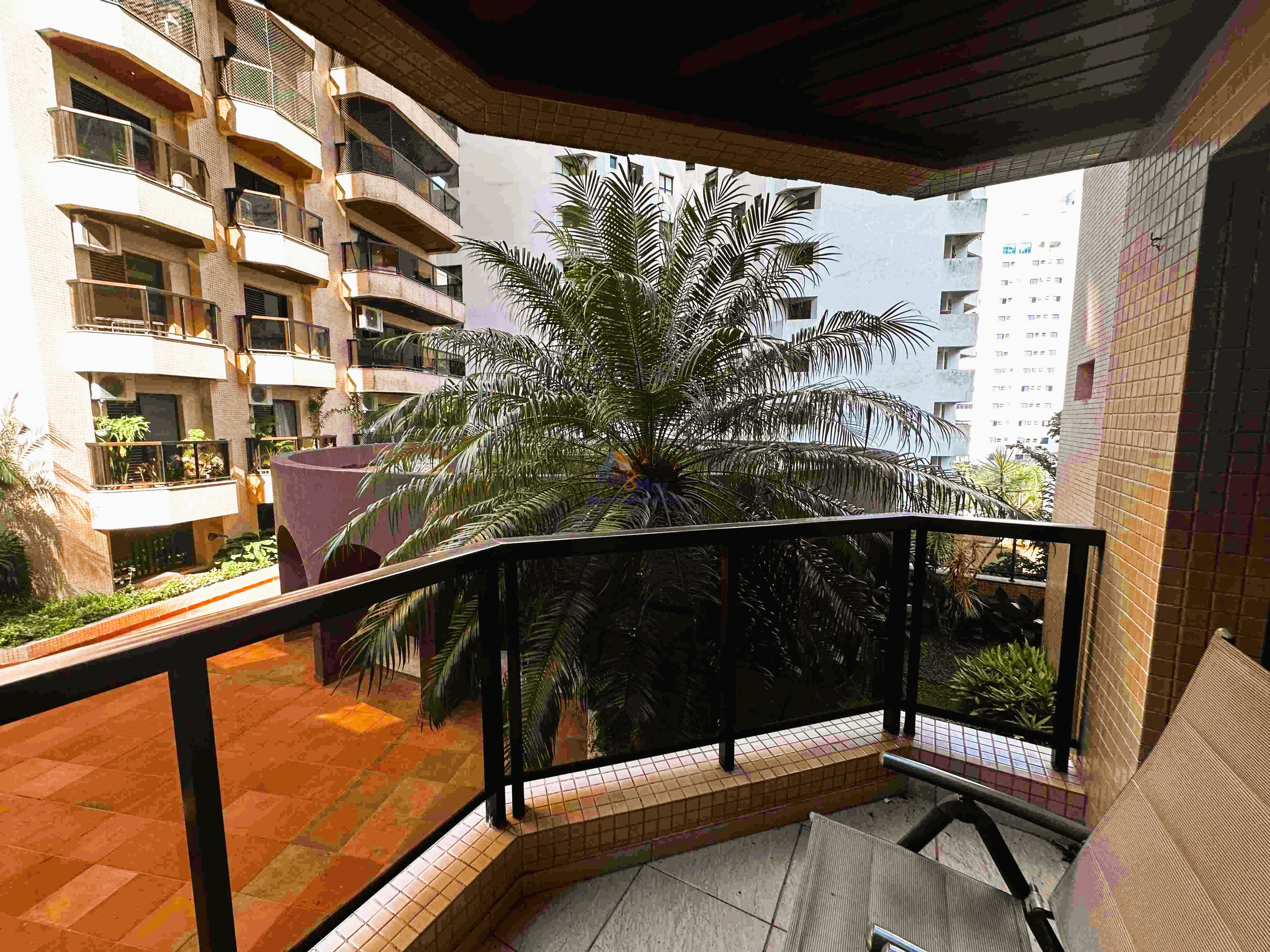 Apartamento-3-dormitorios-Pitangueiras