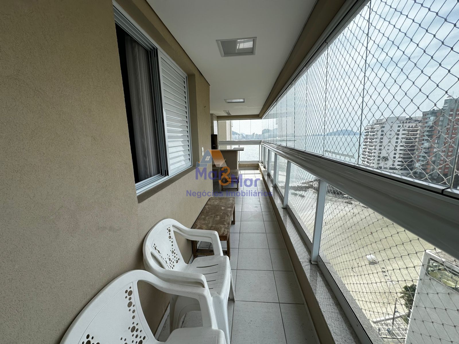 Apartamento Frente ao Mar, Praia das Astúrias Guarujá - SP