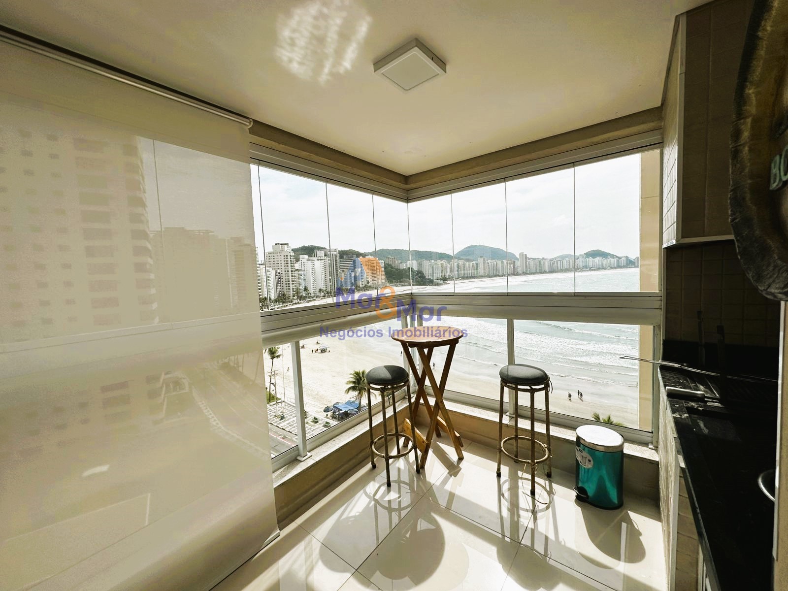 Apartamento Frente ao Mar, Astúrias, Guarujá - SP