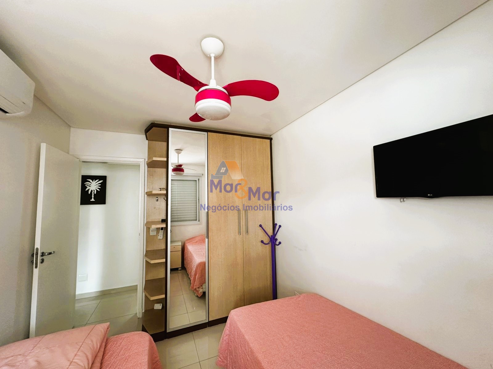 Apartamento Frente ao Mar, Astúrias, Guarujá - SP