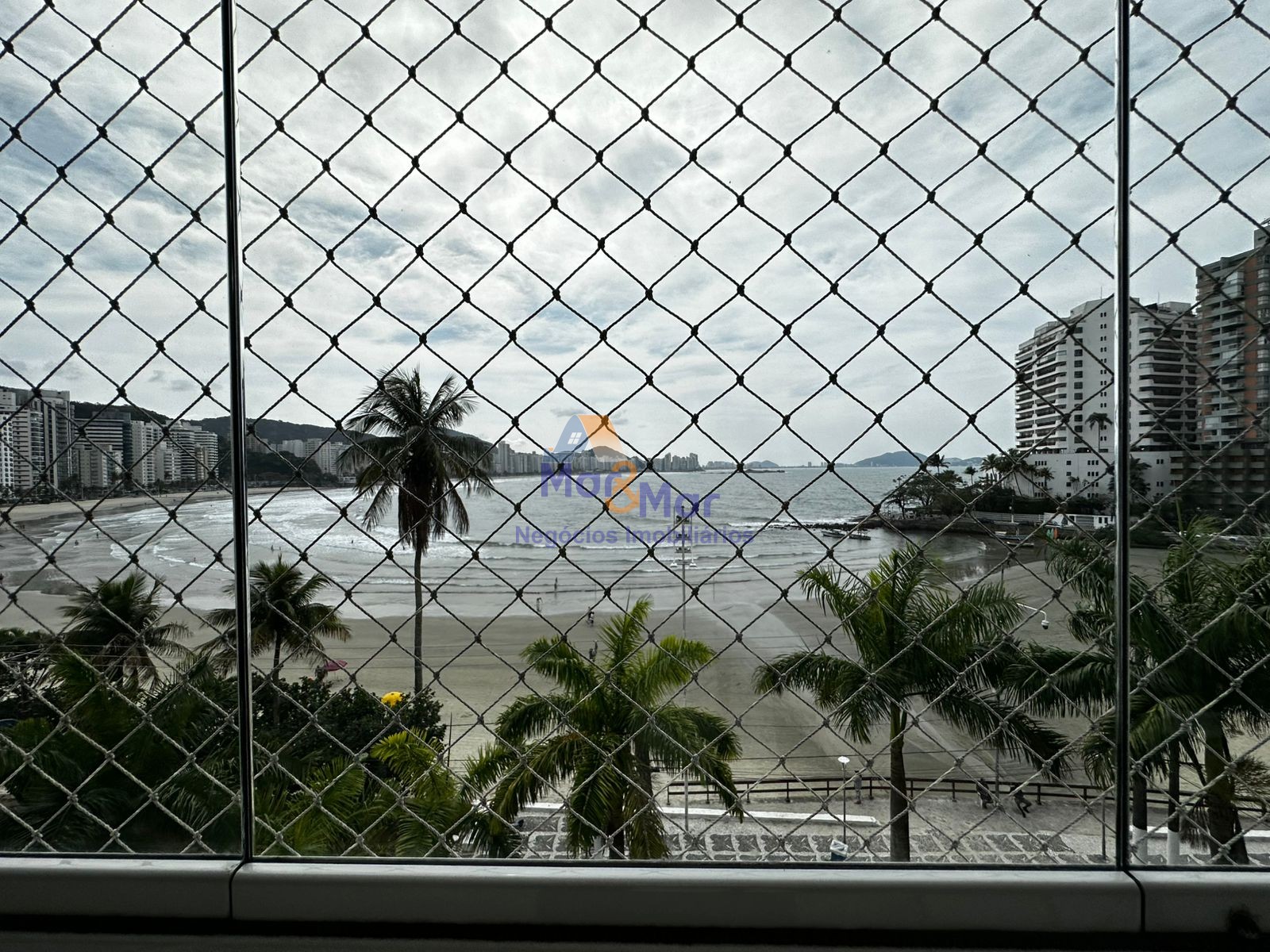 Apartamento Frente ao Mar, Praia da Astúrias Guarujá - SP