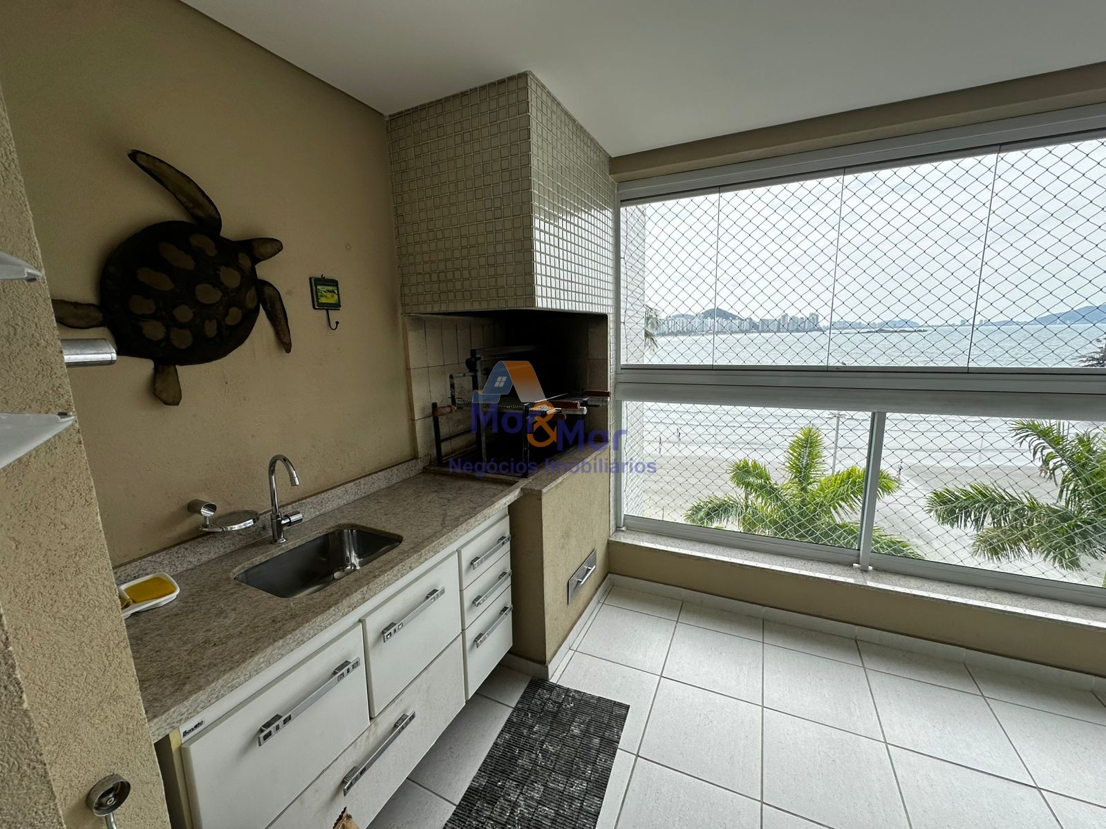 Apartamento Frente ao Mar, Praia da Astúrias Guarujá - SP