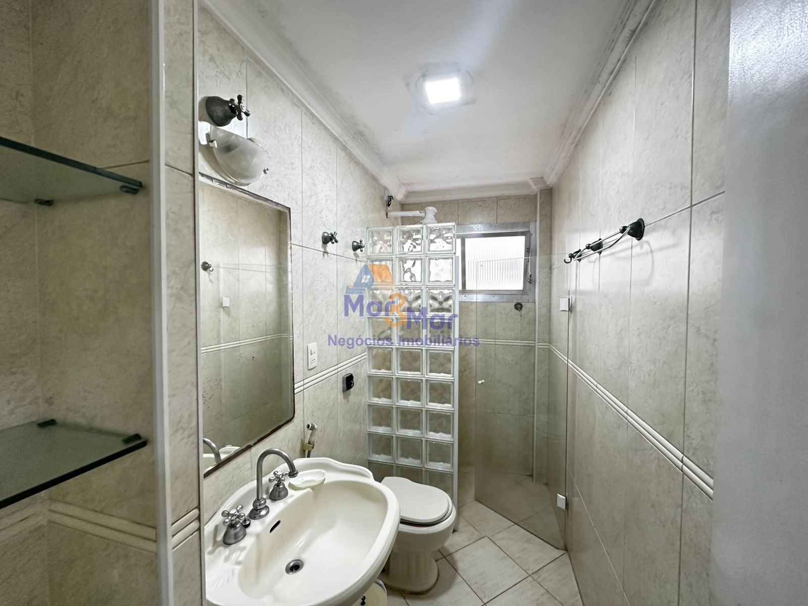 Apartamento-3-dormitorios-Pitangueiras