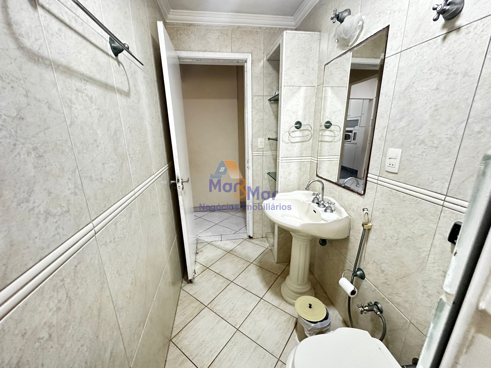 Apartamento-3-dormitorios-Pitangueiras
