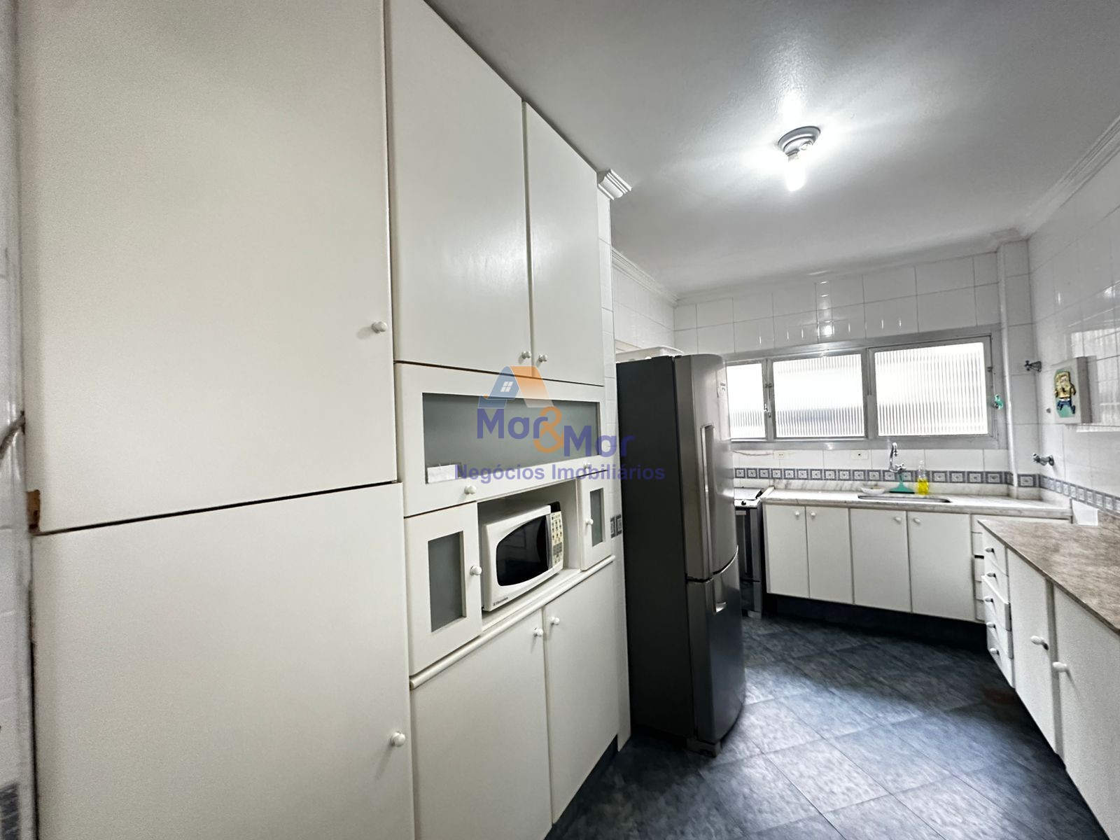 Apartamento-3-dormitorios-Pitangueiras