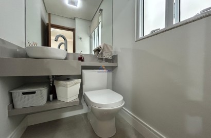 Apartamento na Praia das Pitangueiras, Guarujá - SP