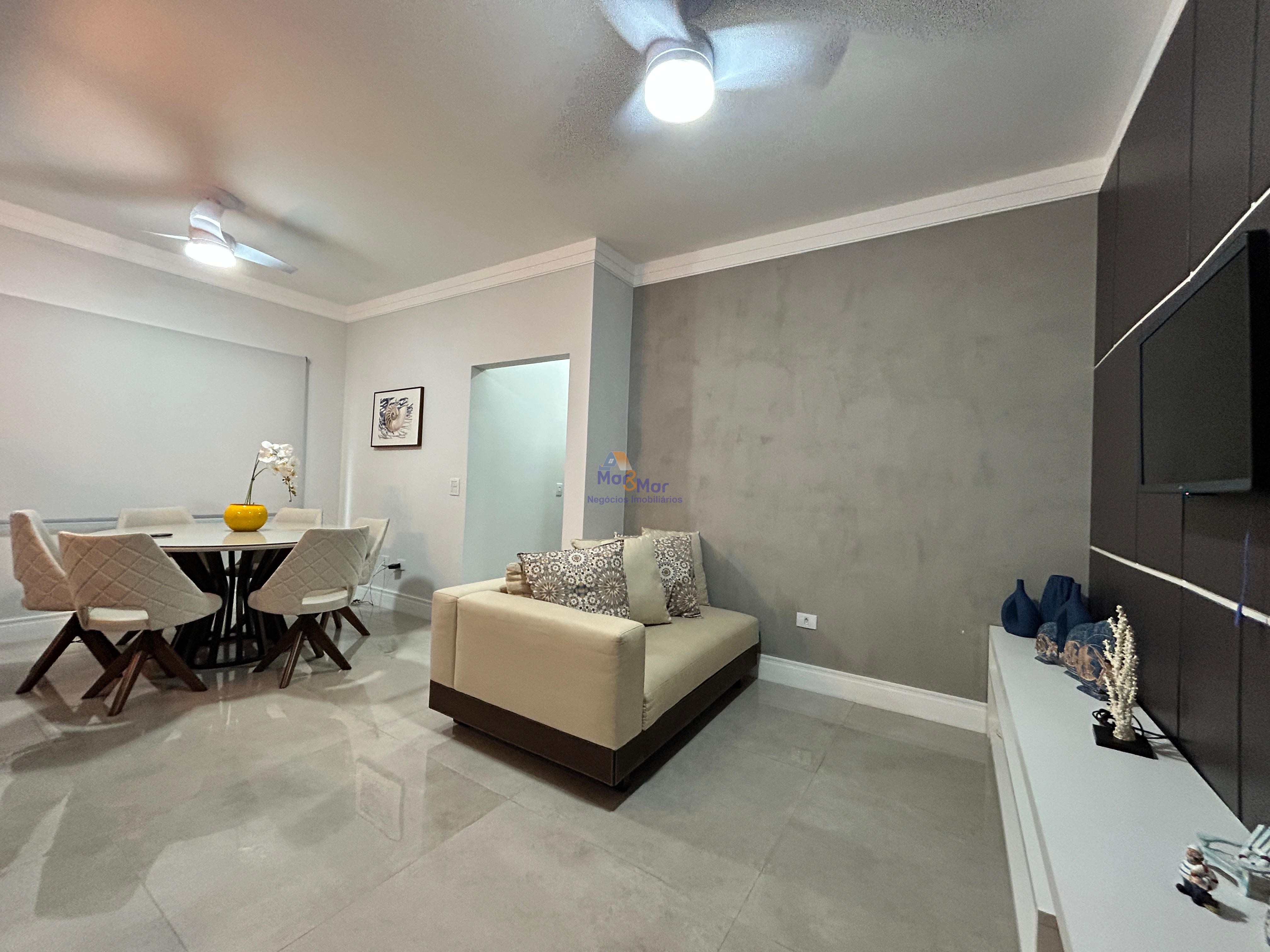 Apartamento na Praia das Pitangueiras, Guarujá - SP