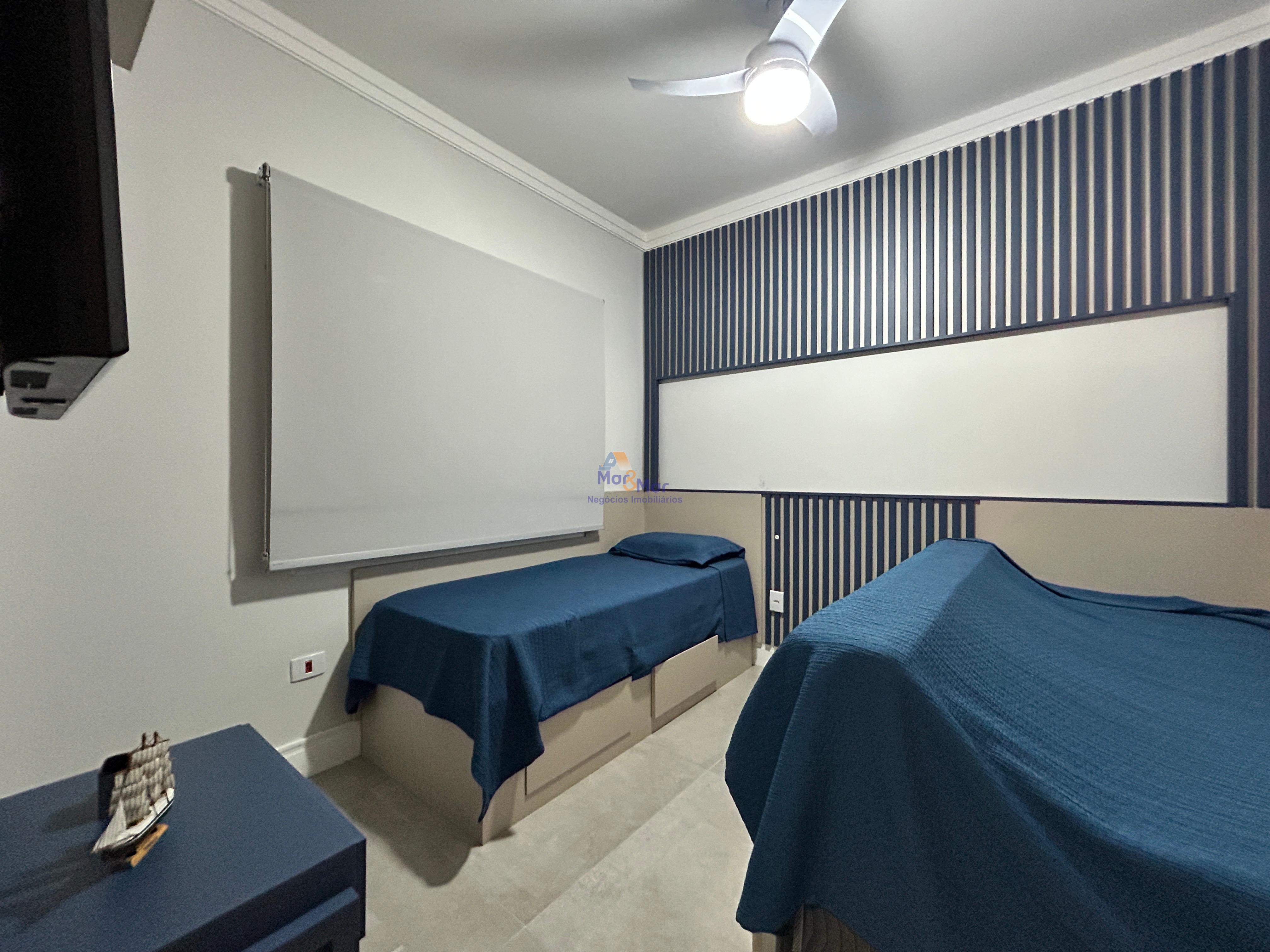 Apartamento na Praia das Pitangueiras, Guarujá - SP