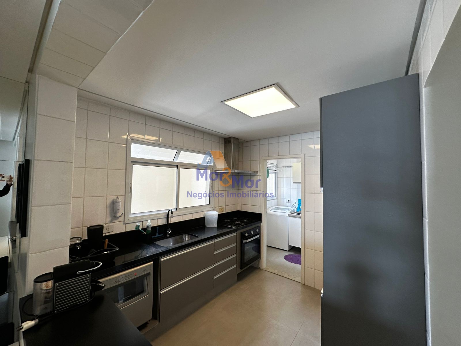 Apartamento Frente ao Mar, Praia das Astúria, Guarujá - SP