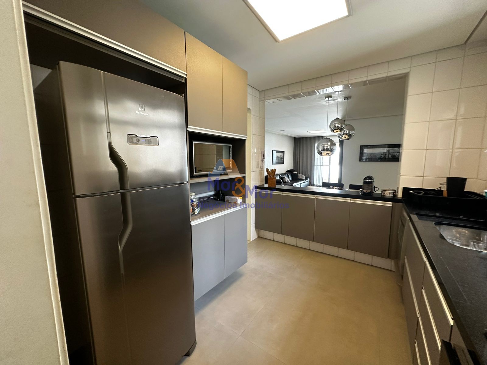 Apartamento Frente ao Mar, Praia das Astúria, Guarujá - SP