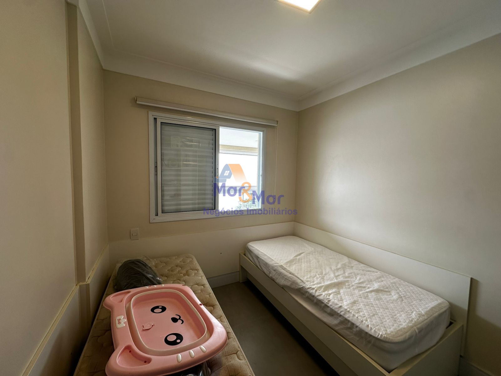 Apartamento Frente ao Mar, Praia das Astúria, Guarujá - SP