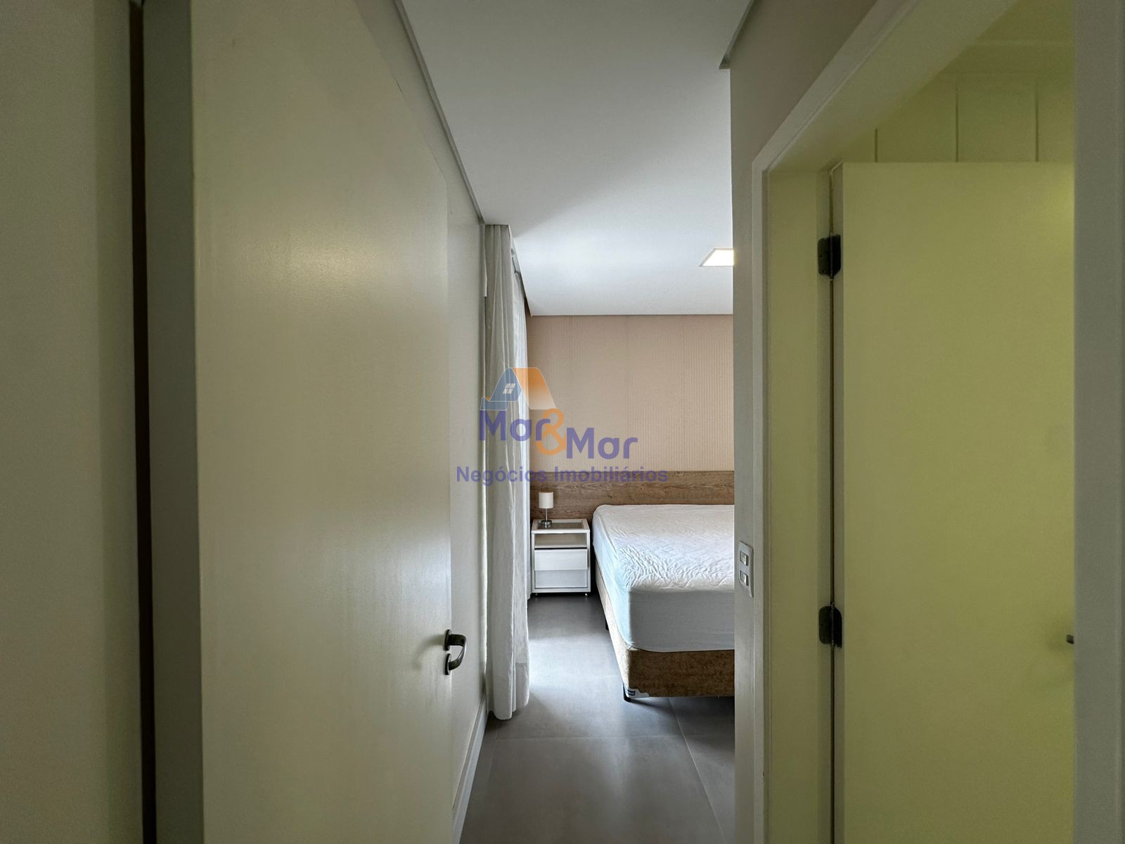 Apartamento Frente ao Mar, Praia das Astúria, Guarujá - SP