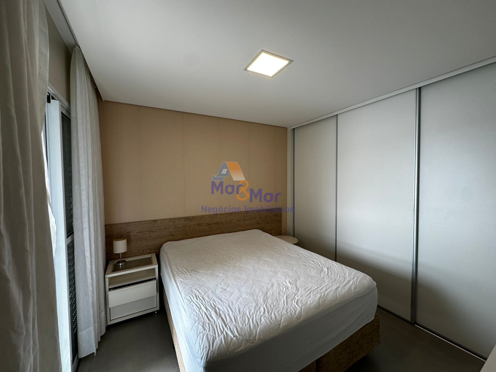 Apartamento Frente ao Mar, Praia das Astúria, Guarujá - SP