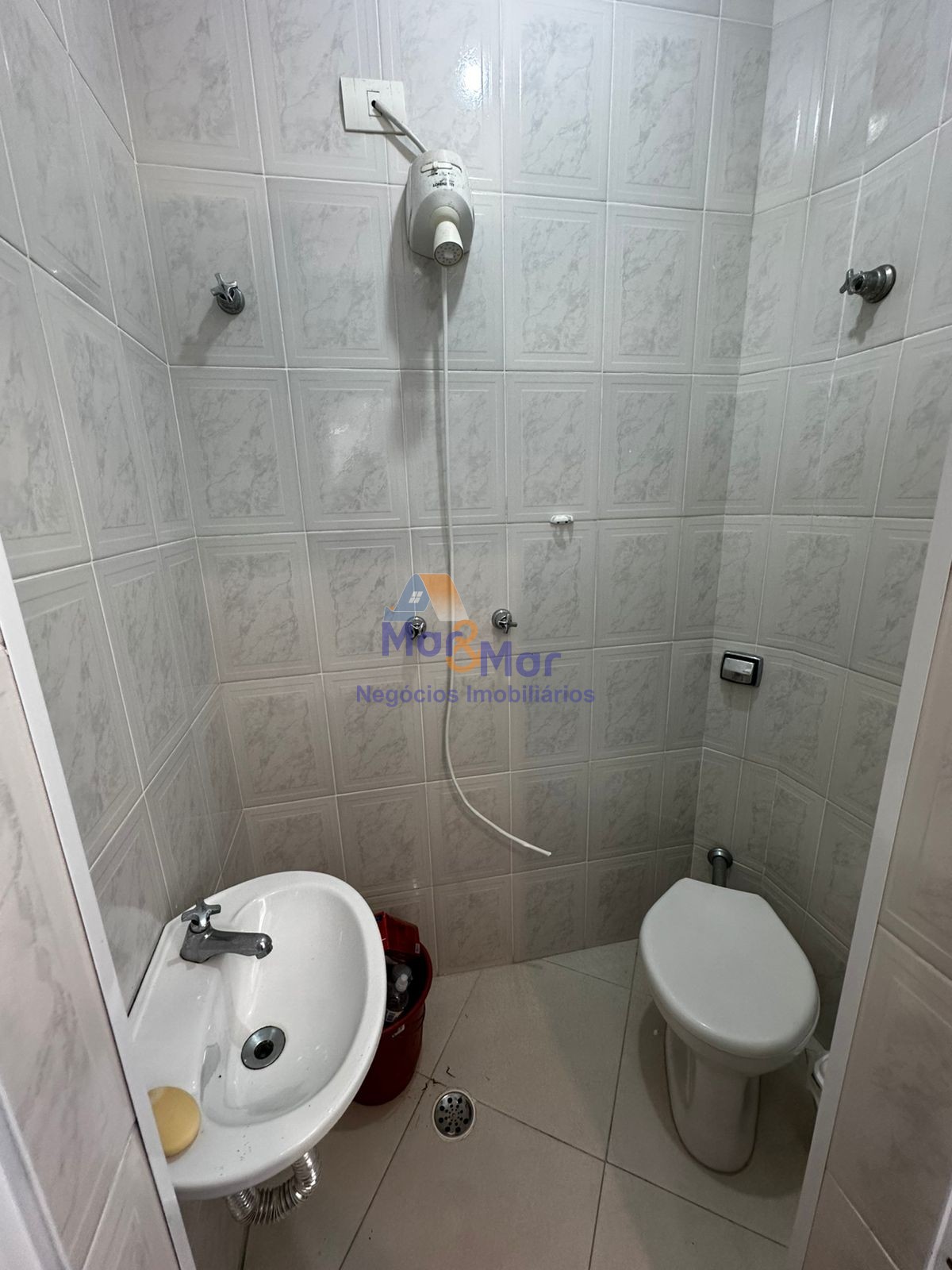 Apartamento Frente ao Mar nas Pitangueiras, Guarujá - SP