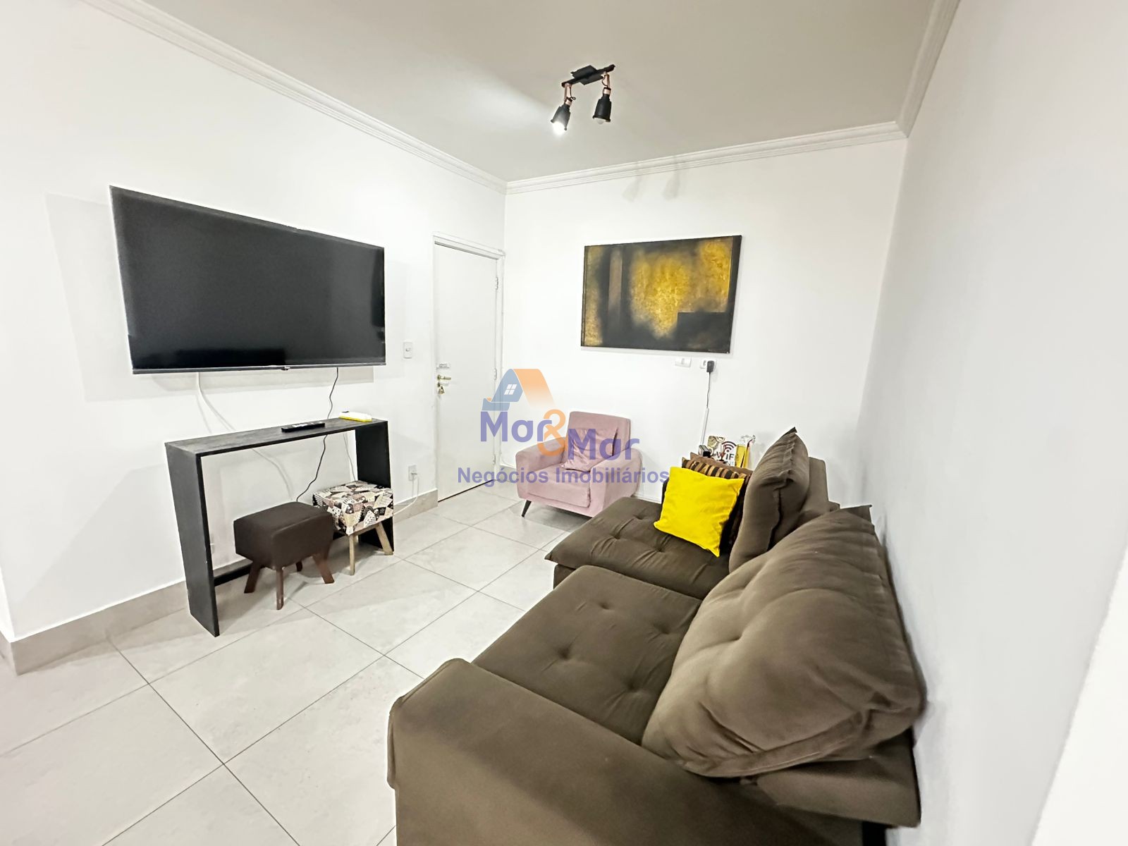 Apartamento na Praia das Pitangueiras, Guarujá - SP