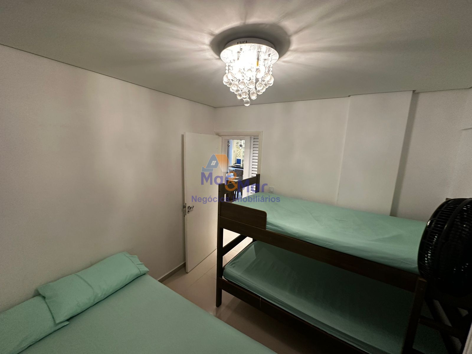 Apartamento na Praia das Astúrias, Guarujá - SP