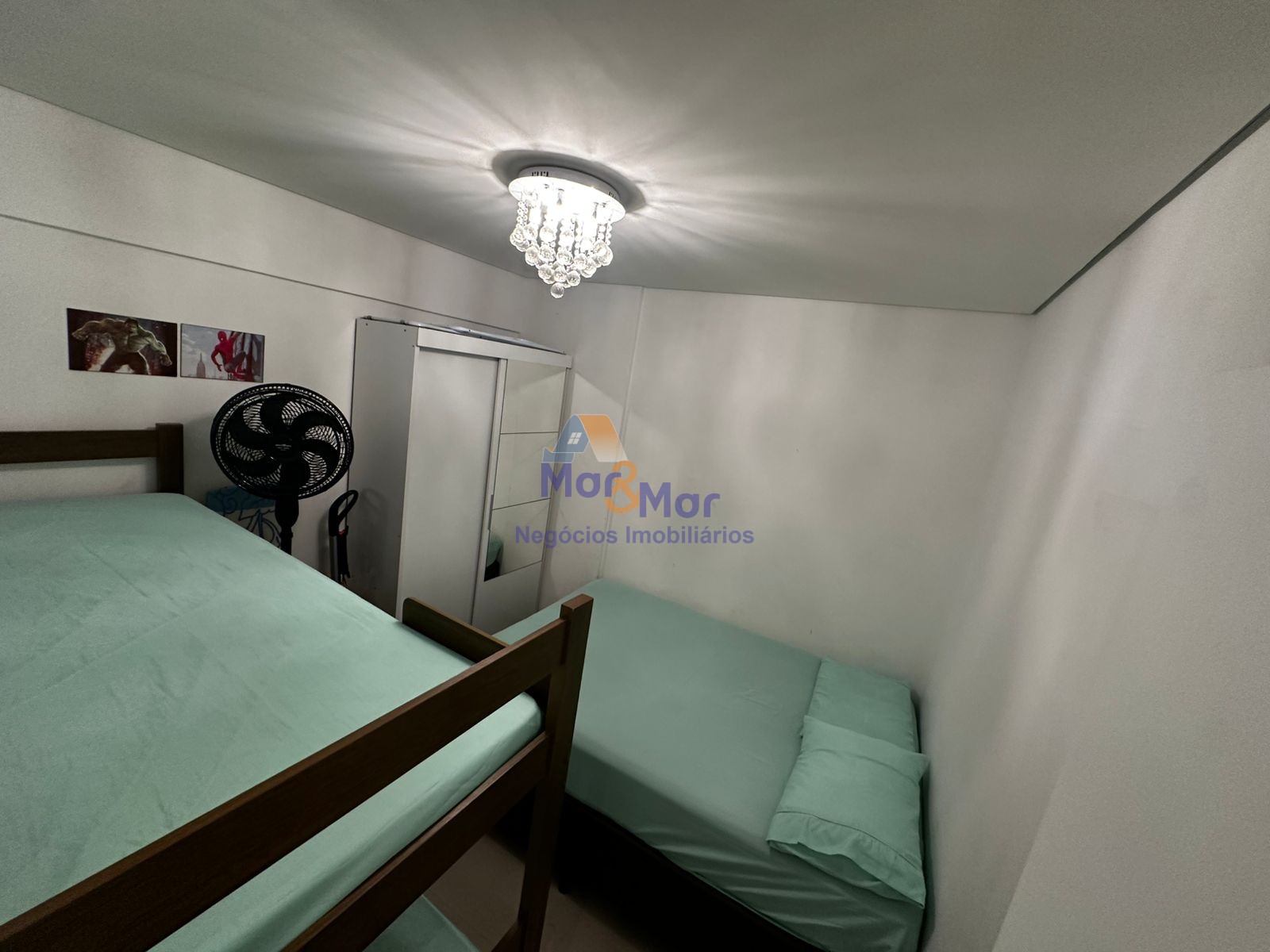Apartamento na Praia das Astúrias, Guarujá - SP