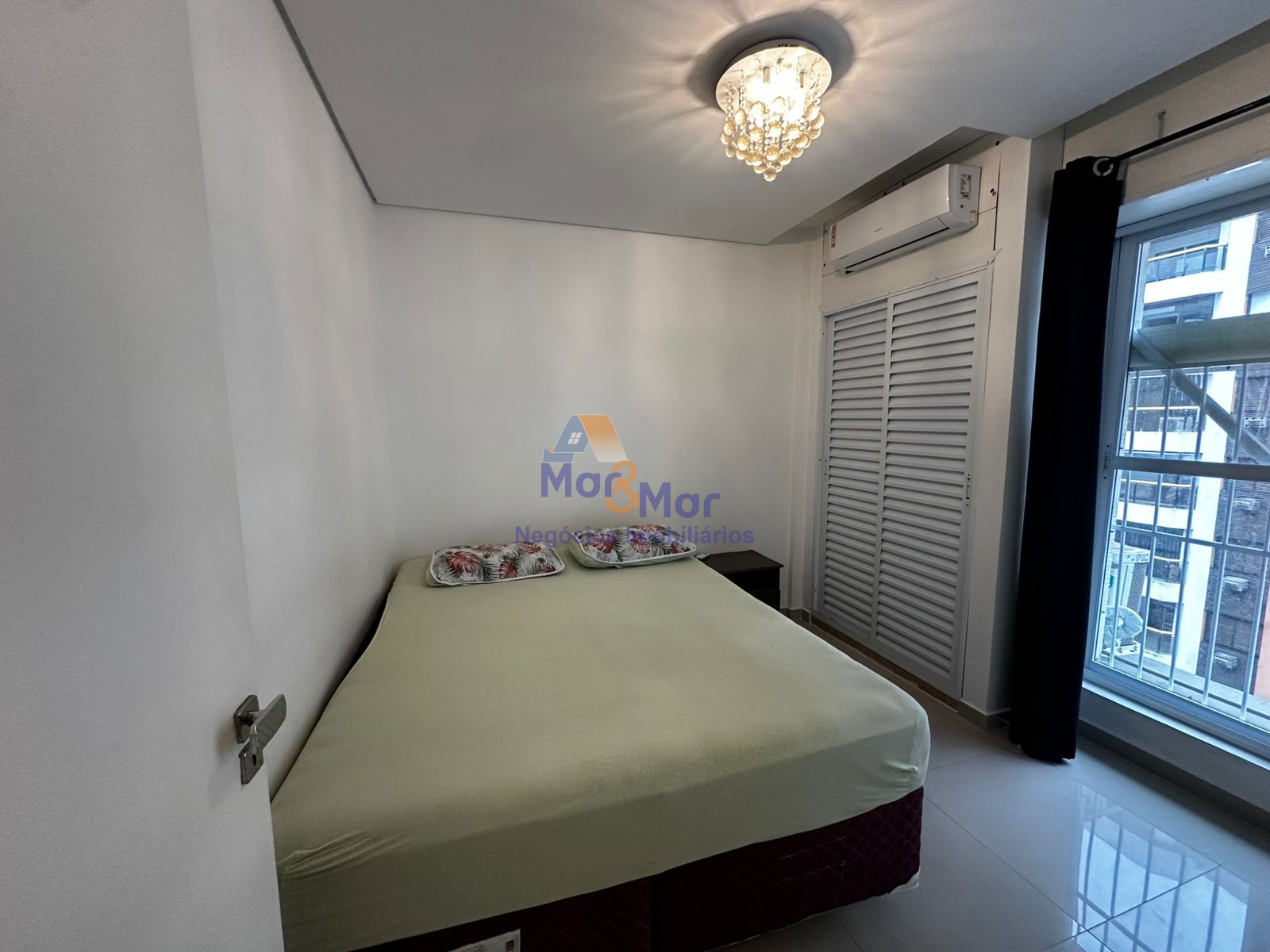 Apartamento na Praia das Astúrias, Guarujá - SP