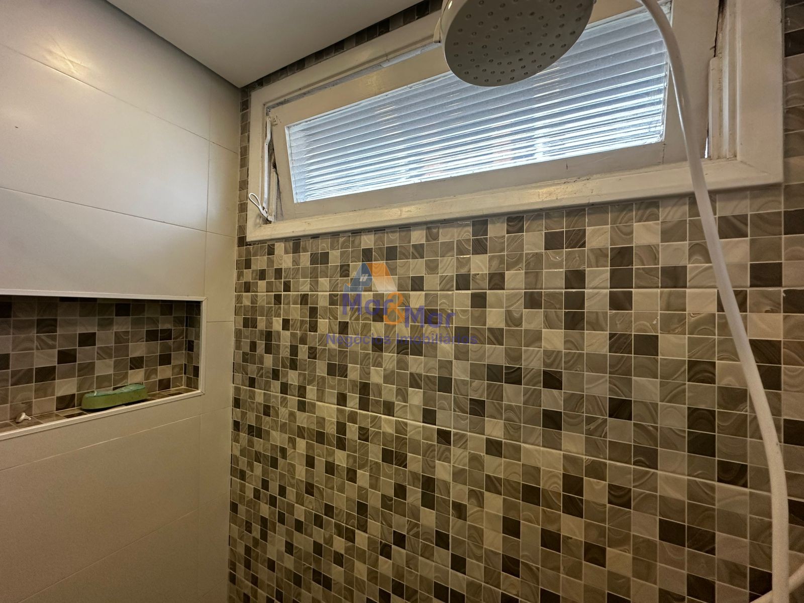 Apartamento na Praia das Astúrias, Guarujá - SP